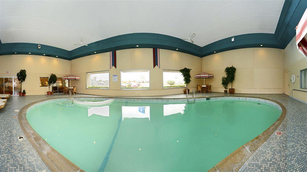 Americas Best Value Inn And Suites St. Cloud Saint Cloud Exterior foto