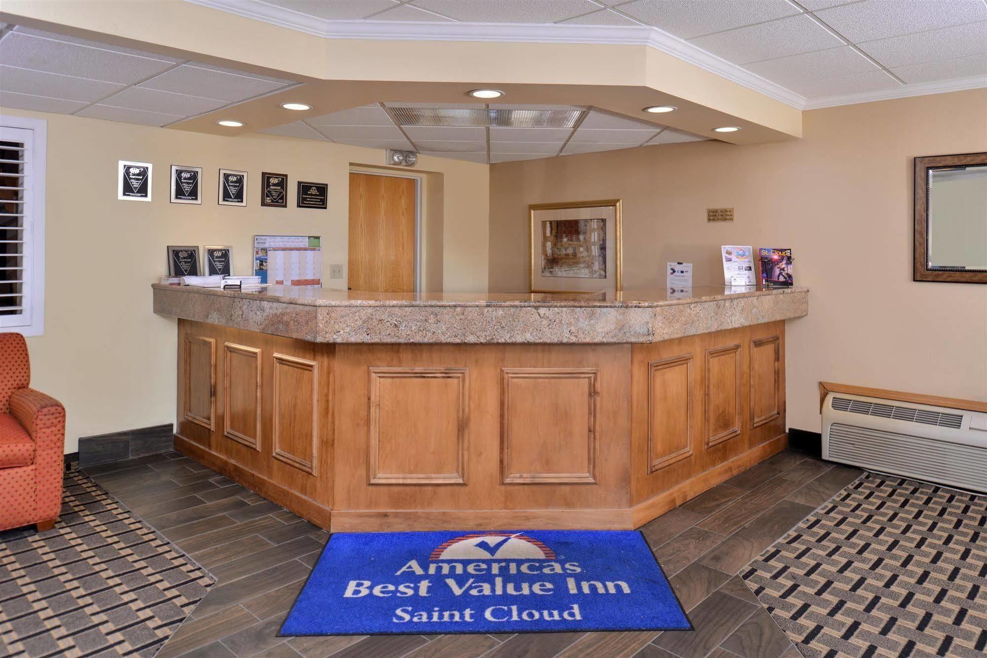 Americas Best Value Inn And Suites St. Cloud Saint Cloud Exterior foto